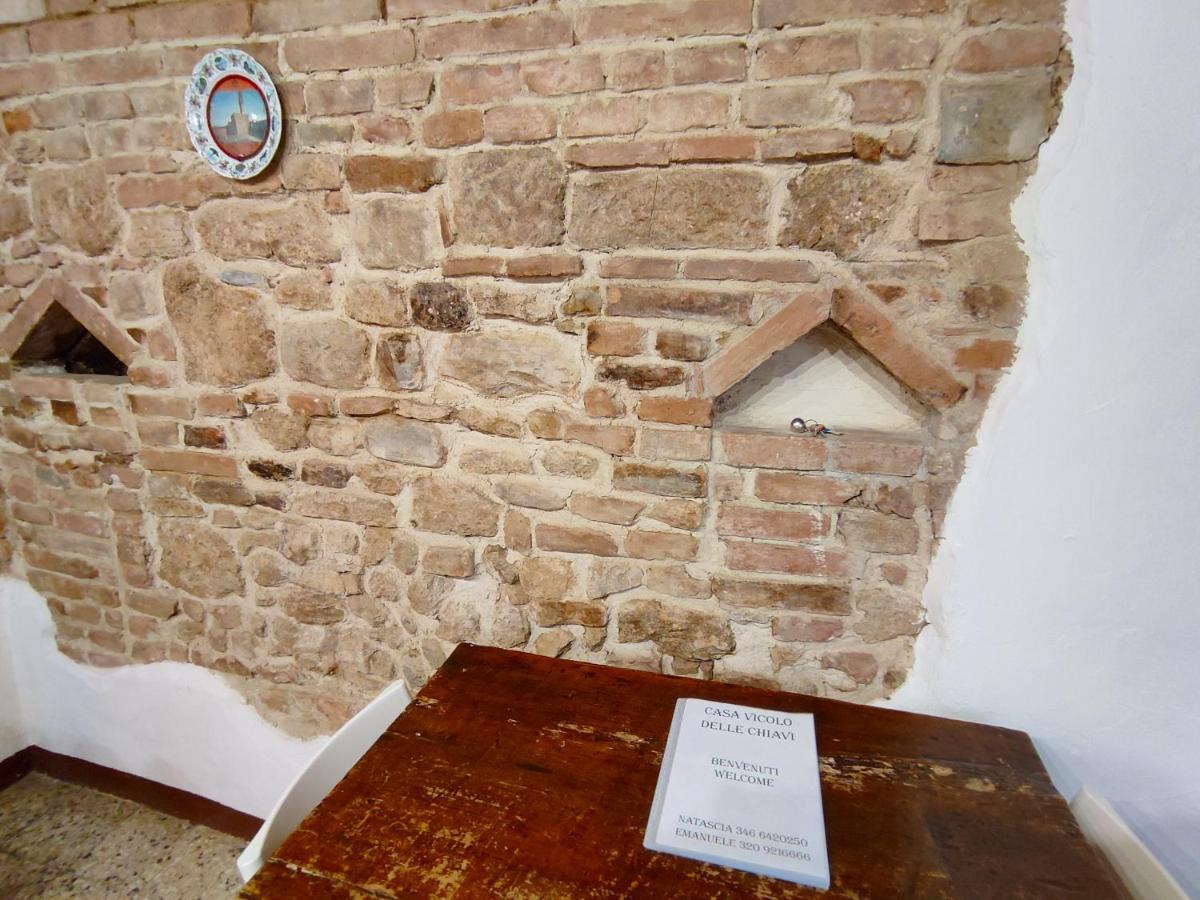 Casa Vicolo Delle Chiavi Poggibonsi Exterior foto
