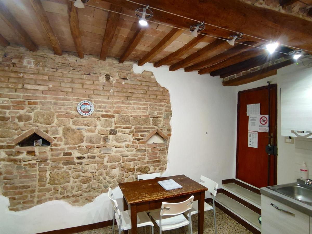 Casa Vicolo Delle Chiavi Poggibonsi Exterior foto
